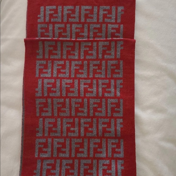 Fendi Wool Scarf Like new